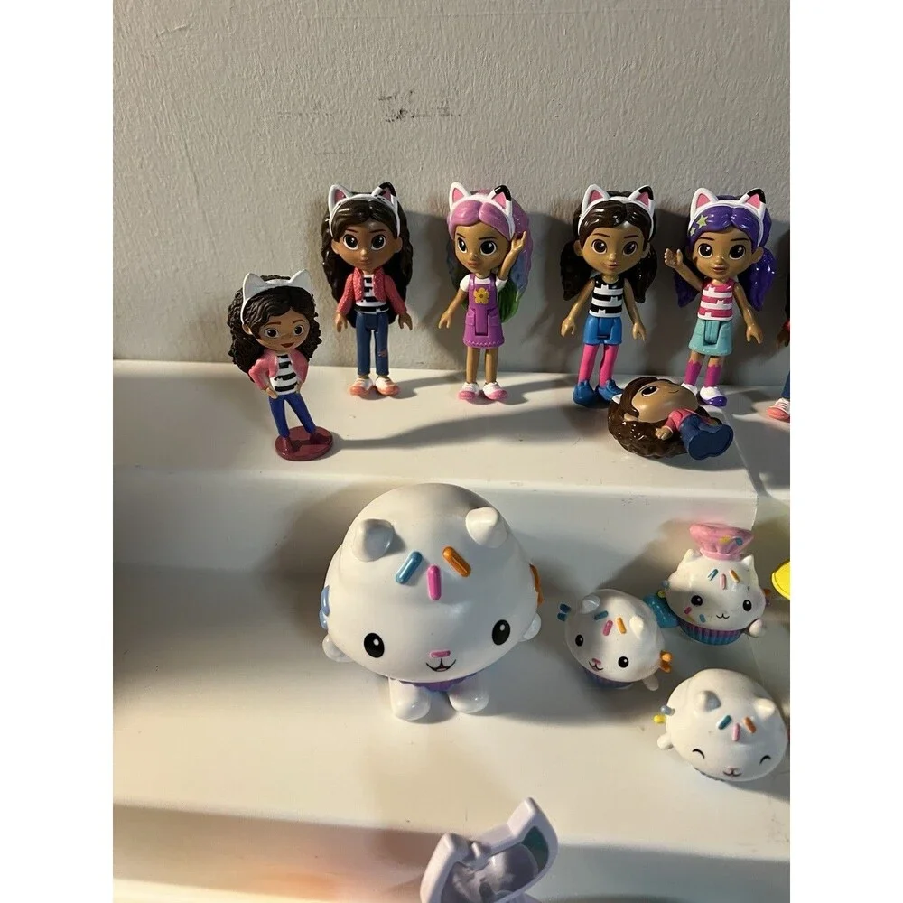 Gabby's Dollhouse Toy Lot Of 65+ Figures Furniture & Accessories